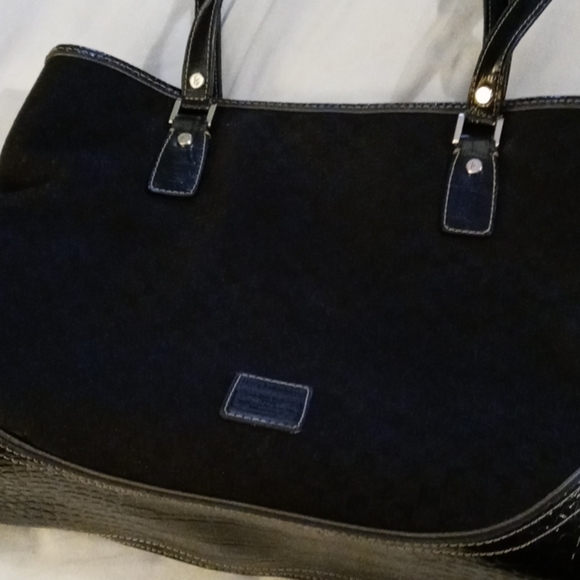 Pures - Picture 2 of 3